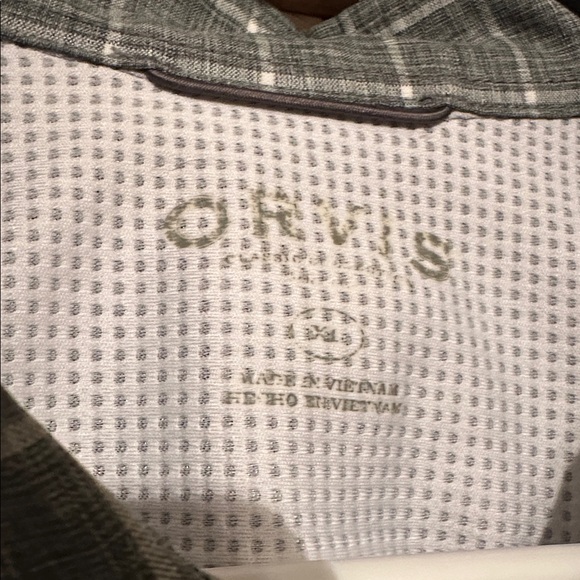 Orvis Gray/Green Checkered Shirt with Button Detail - Picture 4 of 6